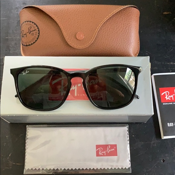 Ray Bans - Picture 2 of 5